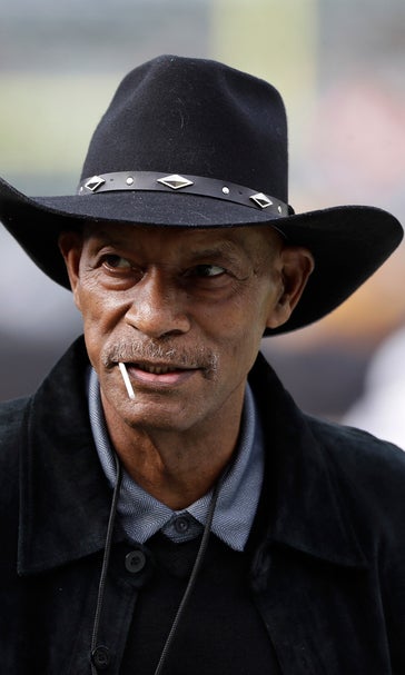 Hall of Fame cornerback Willie Brown dies at age 78